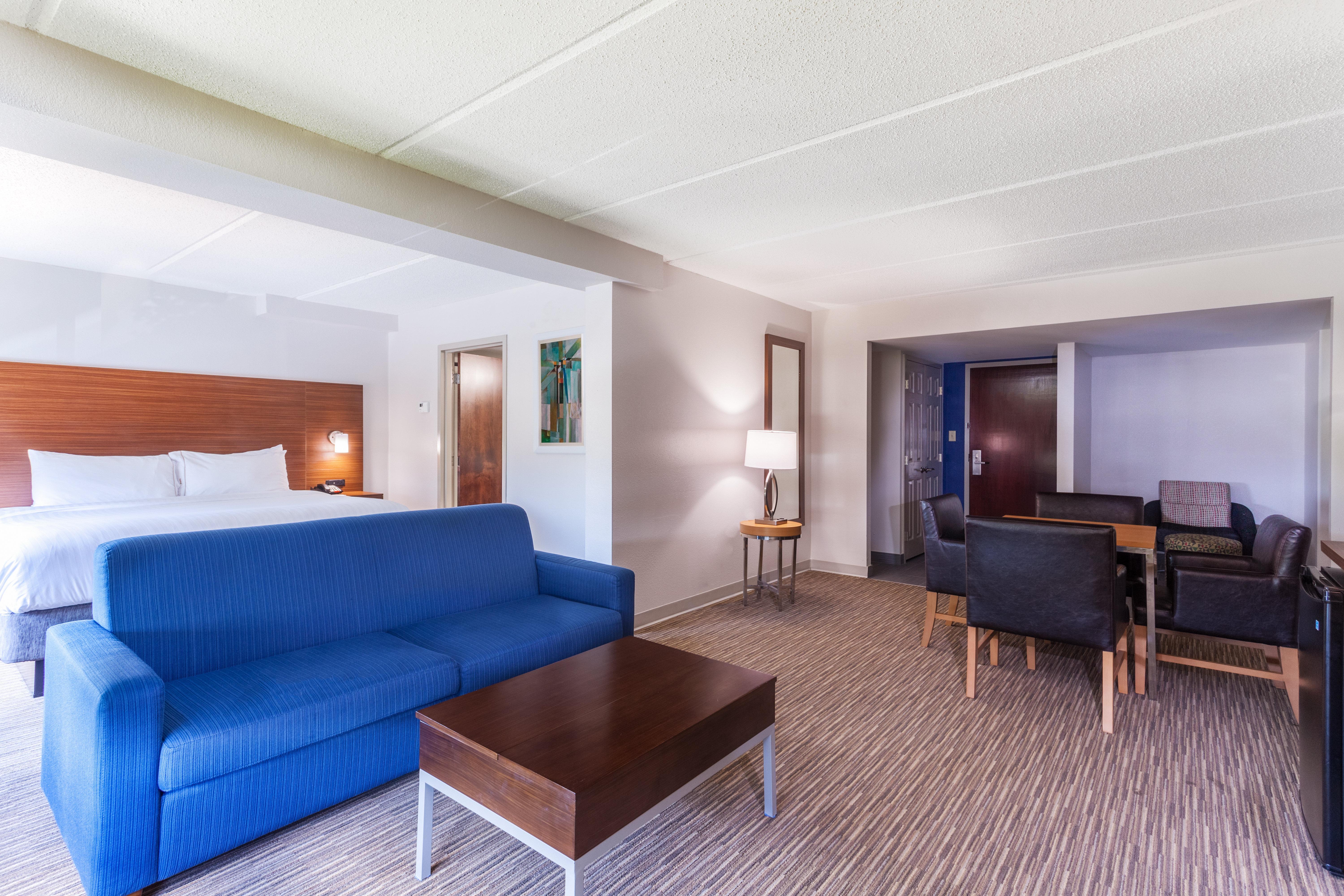 Holiday Inn Express & Suites Augusta West - Ft Gordon Area By Ihg Exterior foto